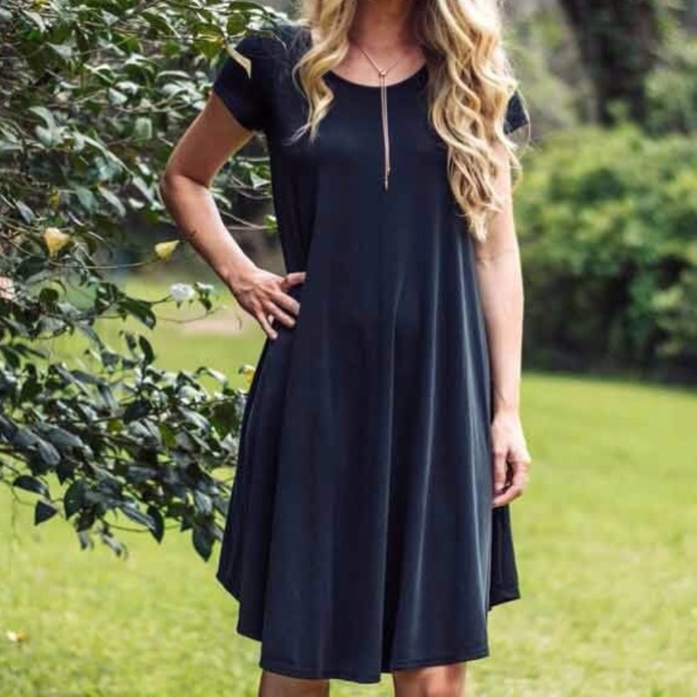 Comfy Made in USA dress with pockets Charcoal Black Short Sleeve Swing Dress🖤